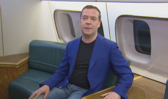 Медведев рассказал об отсрочке от армии для деятелей культуры