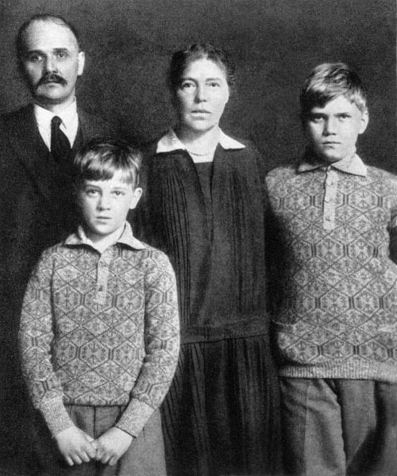 Великие истории любви. Рай в шалаше с любимым Великой княгини Ольги Александровны Великие истории любви. Рай в шалаше с любимым Великой княгини Ольги Александровны