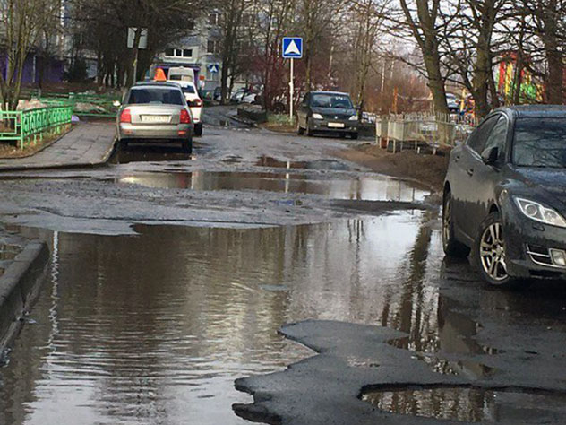 Мэрия Петрозаводска обвинила в мошенничестве водителя, получившего компенсации за плохие дороги