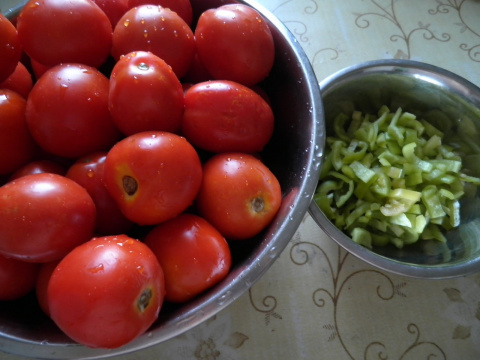 Рецепт консервирования очищенных помидор