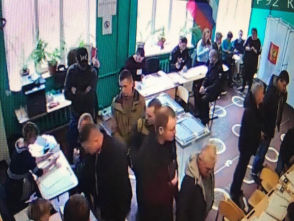 Попили кофе и пошли голосовать!