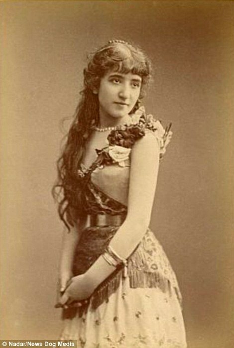 Алис Маро (Alice Marot), улица Мариньян, 4. интересное, история, фотографии