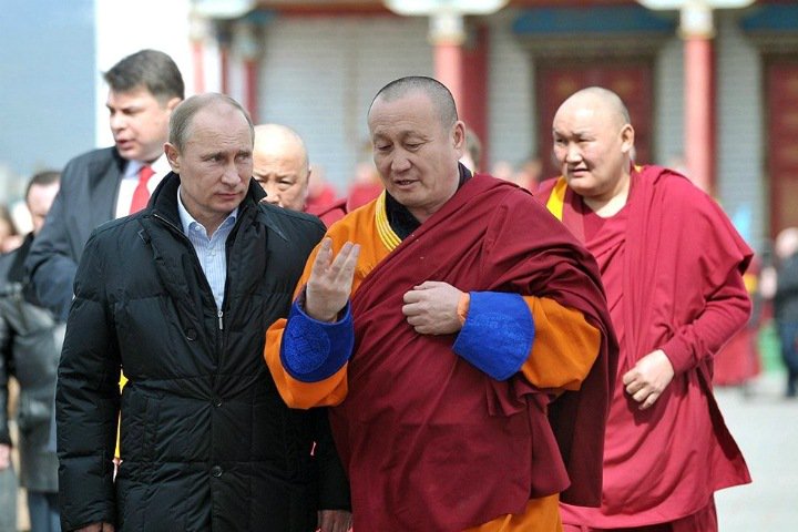 Путин лишил Сибирский федеральный округ Бурятии и Забайкалья Путин лишил Сибирский федеральный округ Бурятии и Забайкалья