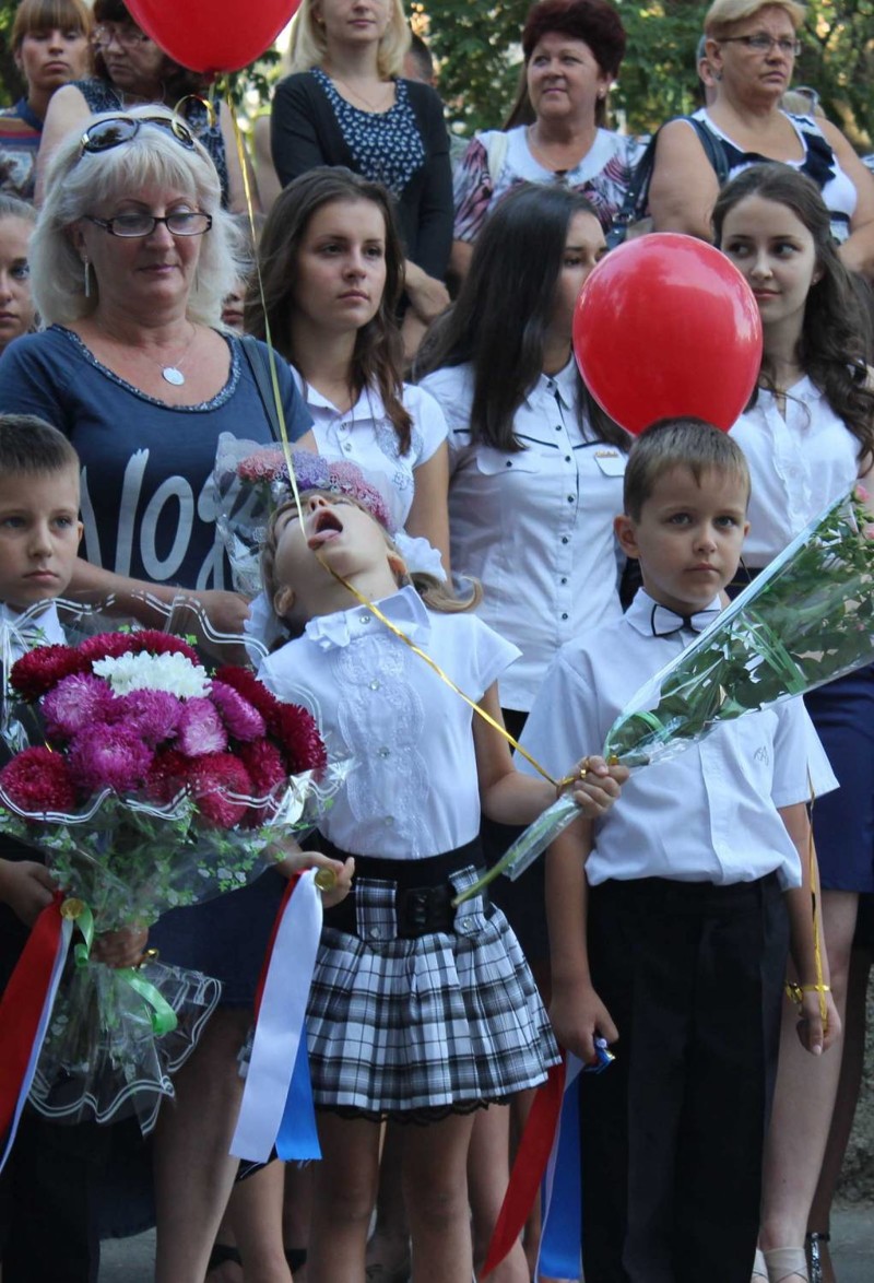 1 сентября в России 1 сентября в России 1 сентября, первоклашки, прикол, ученики, фото, школа