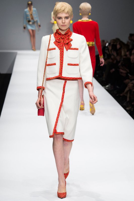 Неделя моды в Нью Йорке: Moschino осень-зима 2014/2015 Неделя моды в Нью Йорке: Moschino осень-зима 2014/2015