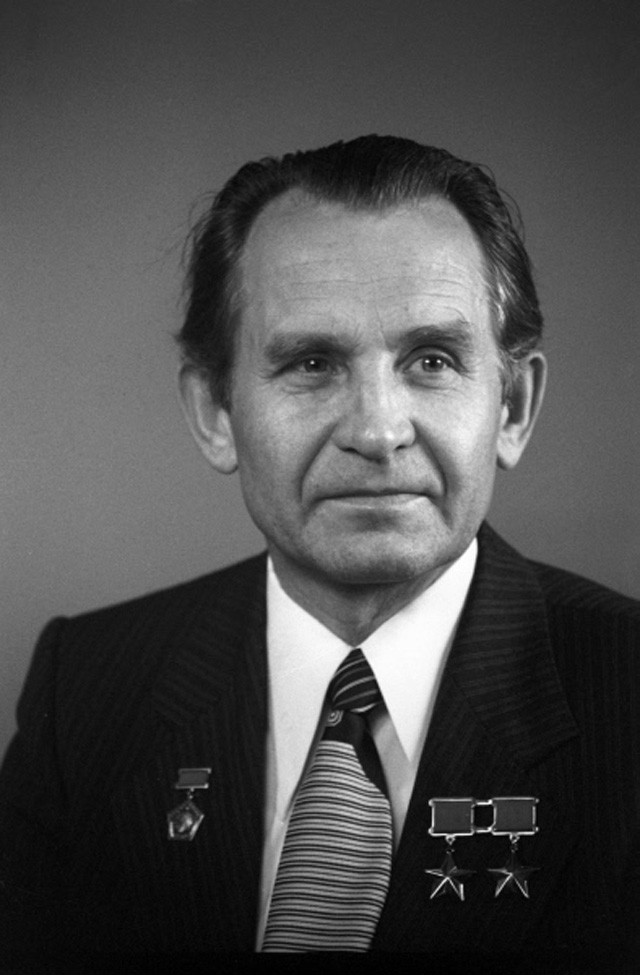 «Союз» без номера. В 1975 году советские космонавты выжили, упав из космоса «Союз» без номера. В 1975 году советские космонавты выжили, упав из космоса