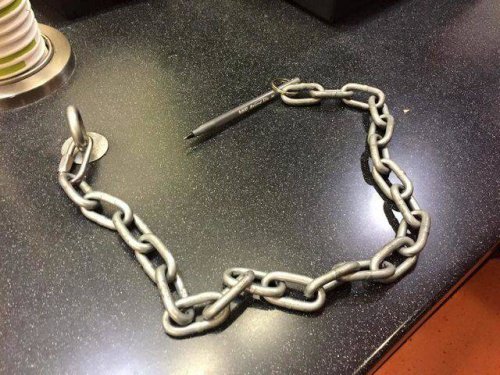 Безопасность 80-го уровня (38 фото) Безопасность 80-го уровня (38 фото)