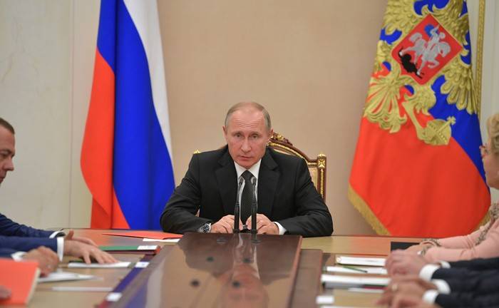 Путин предложил лишать свободы за нарушения в сфере гособоронзаказа