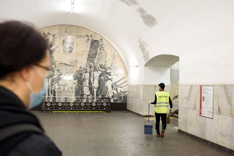 Станция "Новокузнецкая" иностранец в России, метро, метрополитен, москва, путешествия, россия, фото, фотограф