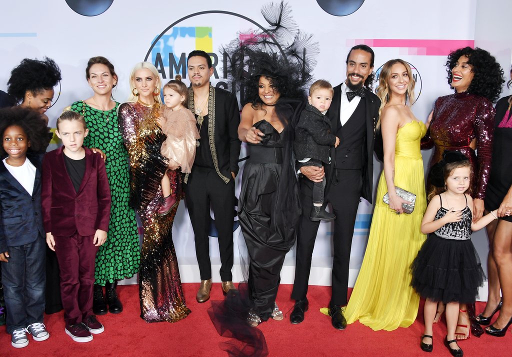 Diana Ross Has Her Massive, Proud Family by Her Side For a Huge Night at the AMAs
