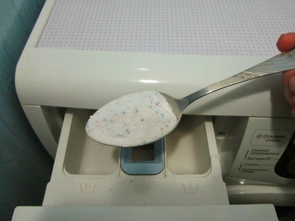 Как быстро проверить качество стирального порошка: простой трюк с неожиданным результатом