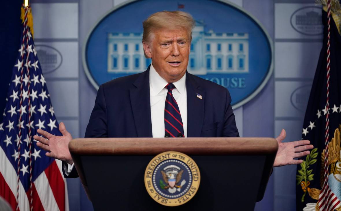 Как Трамп пытается спасти свой рейтинг Как Трамп пытается спасти свой рейтинг