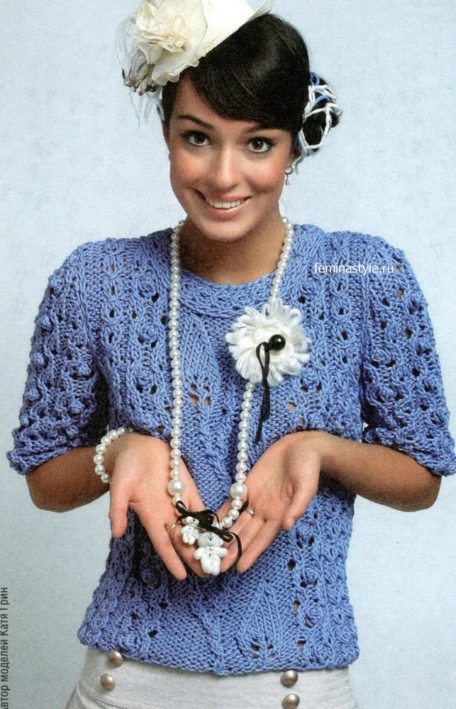 Пуловер с короткими рукавами спицами