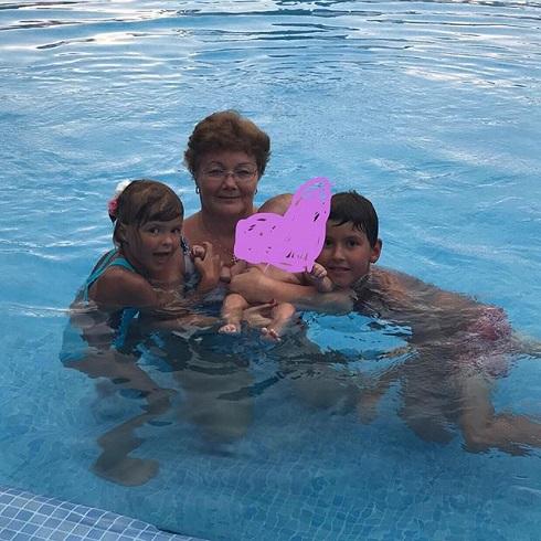 Алиса Аршавина пока боится показывать лицо дочки Алиса Аршавина пока боится показывать лицо дочки