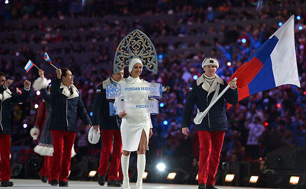 http://ru.hellomagazine.com/images/2014/feb/evgenia/sochi2014/printscreen/otkrutie07022014-68.jpg