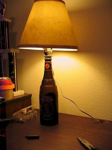 Удивительные вещи из винных бутылок Удивительные вещи из винных бутылок