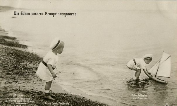  Уникальный альбом с фотографиями царской семьи альбом, царская семья, фото, история