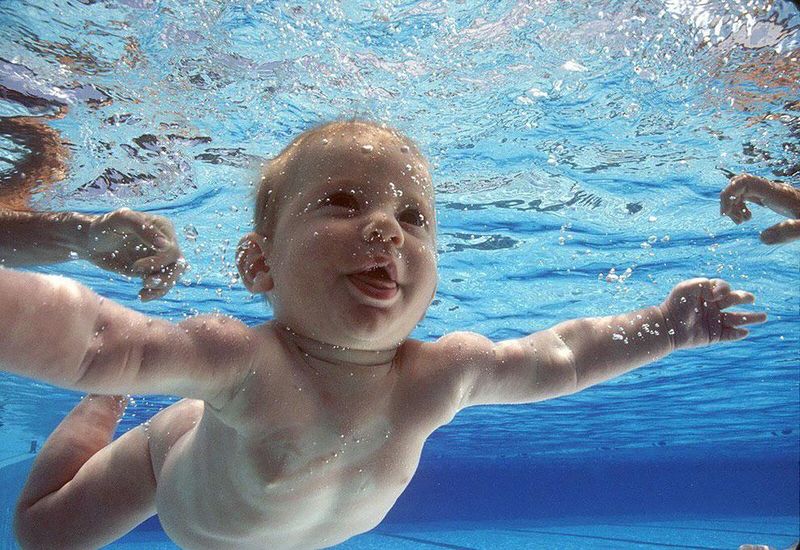 Как проходили съемки для легендарной обложки альбома «Nevermind» для Нирваны