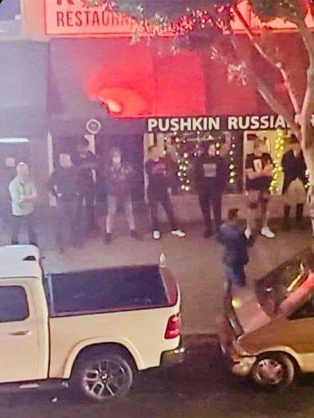 Иностранцы восхитились «русской мафией», защитившей ресторан в США