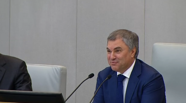 Вопрос Володину: Зачем работникам, которые уверены, что можно прожить на 3500 руб. зарплаты в 400 тысяч? Вопрос Володину: Зачем работникам, которые уверены, что можно прожить на 3500 руб. зарплаты в 400 тысяч?