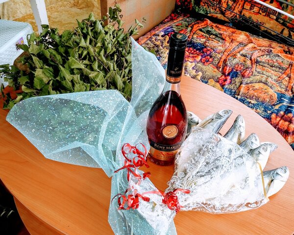 В прошлом году вот такой вот подарок был на день рождения )))