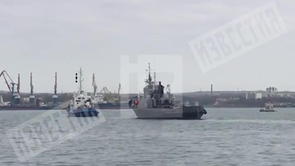 Стали известны время и дата передачи украинских кораблей