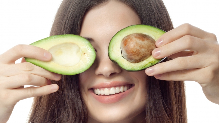 http://media.realitatea.ro/multimedia/image/201302/w728/avocado_20778600.jpg