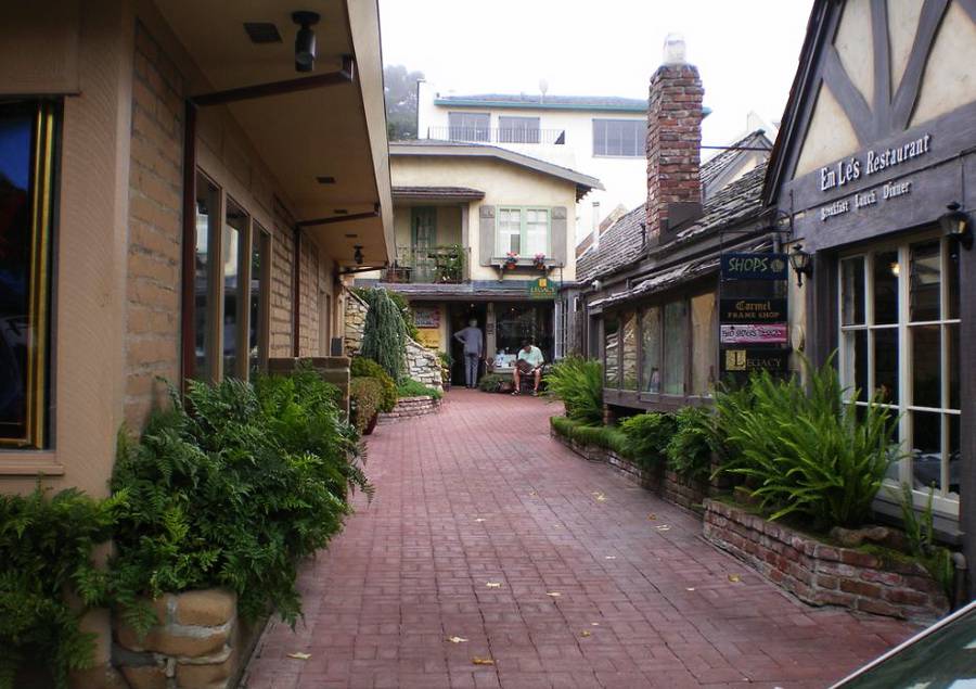 CARMEL-BY-THE-SEA, ���������� -������ �� ������� ���� ��� ���������