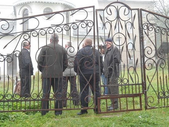 «Люди ужаснулись, увидев священника в крови!» – Во Львовской области захвачен храм