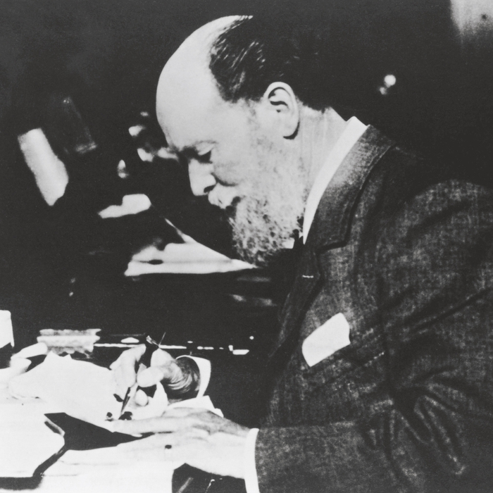 Петер Карл Густавович Фаберже — самый известный ювелир фото