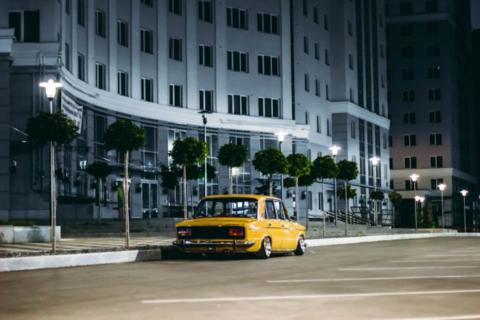 Уникальный автомобиль Lada 1500 с пневматической подвеской (12 фото) Уникальный автомобиль Lada 1500 с пневматической подвеской (12 фото)
