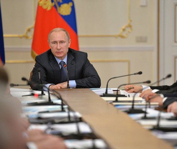 Владимир Путин сформирует новое правительство