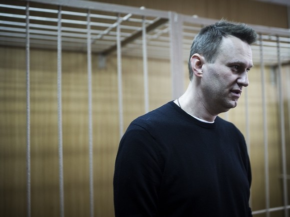 Евросоюз назвал политически мотивированным недопуск Навального к выборам