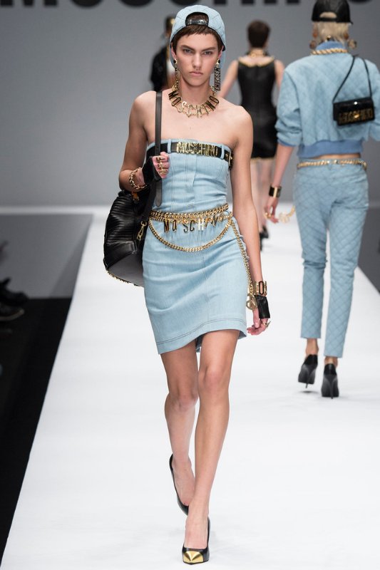 Неделя моды в Нью Йорке: Moschino осень-зима 2014/2015 Неделя моды в Нью Йорке: Moschino осень-зима 2014/2015