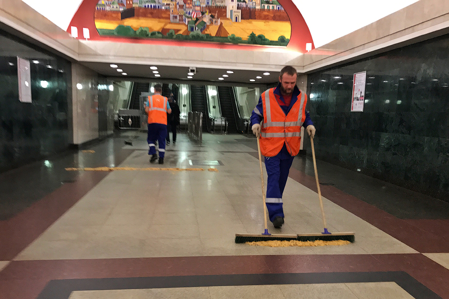 опилки в метро опилки в метро