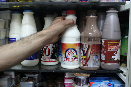 Молочная продукция в иранском магазине
