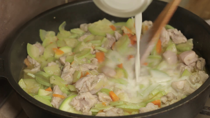 Быстрый сливочный соус с курицей и кабачками Сливочный соус, Подлива, Рецепт, Видео рецепт, Кулинария, Еда, IrinaCooking, Видео, Длиннопост