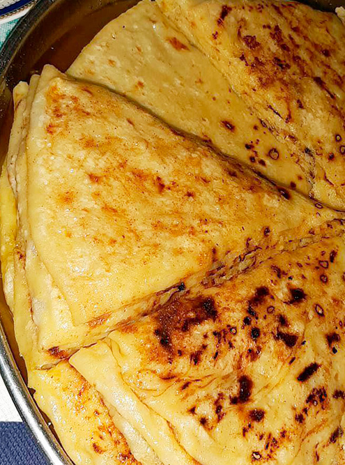 Главные блюда дагестанской кухни — лепешки чуду и хинкал