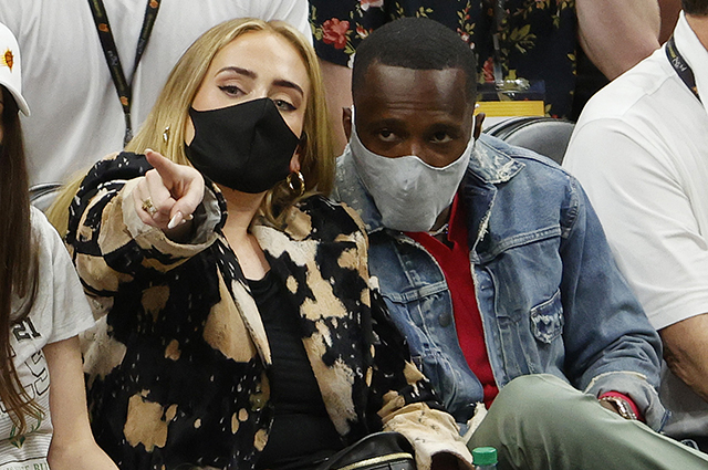 Адель спровоцировала слухи о помолвке со своим возлюбленным Ричем Полом Звездные пары