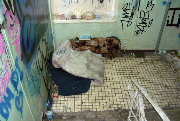 И всегда готовы обустроить свою родную среду обитания. быдло, гопники, подъезды, фотографии