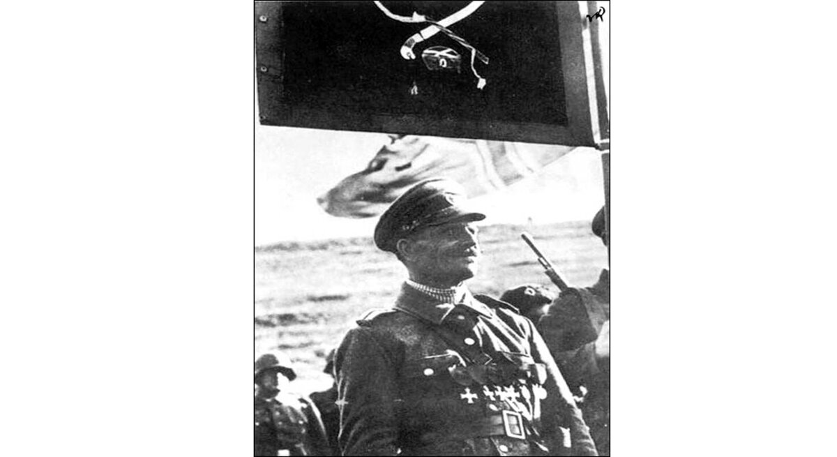 Генерал туркул 1944. Ошибка роа 11. Флаг роа власова. Листовки русской освободительной армии. Флаг роа генерала власова.