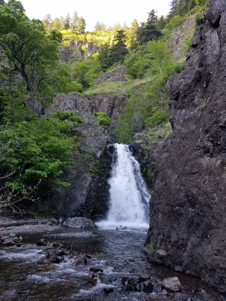 Views Of The Gorgeous Columbia River Gorge