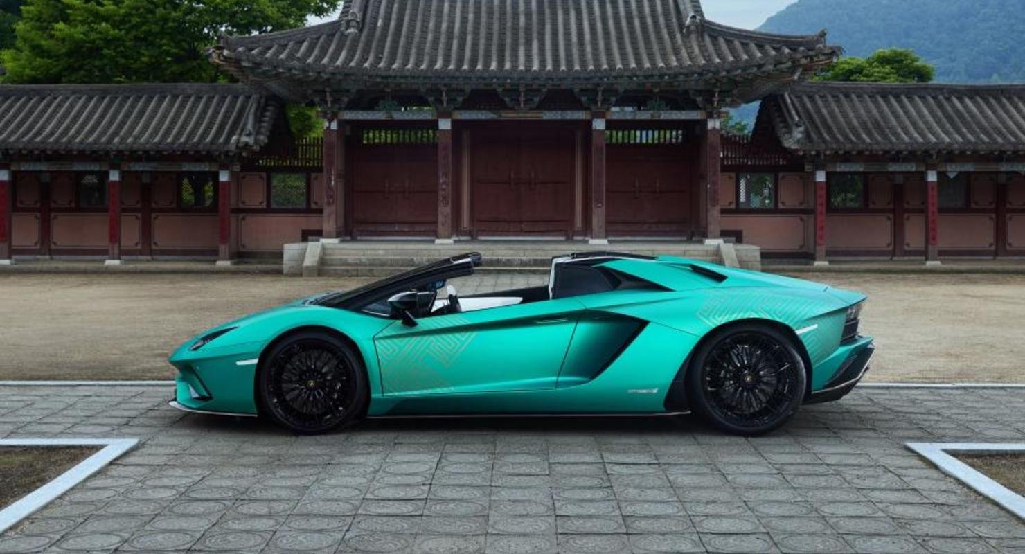 Два уникальных Lamborghini Aventador S отправят в Южную Корею