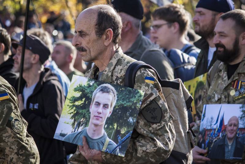 Репортаж Колорадского Таракана. День «Де», или Украденный Бессмертный полк украина