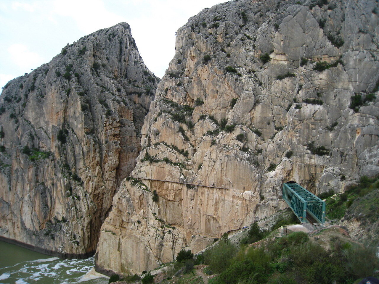 Самая опасная пешеходная тропа в мире интересное,экстремальный туризм,экстрим