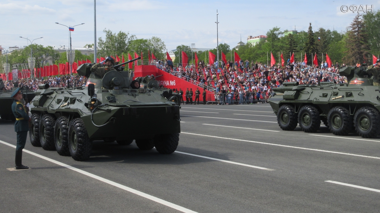 «Запасная столица»: за парадом Победы в Самаре наблюдало более 13 тысяч человек