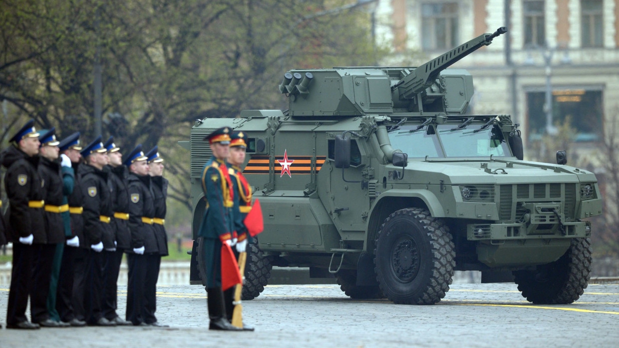 В Китае рассказали, какая военная техника с парада Победы в Москве заставляет вздрогнуть