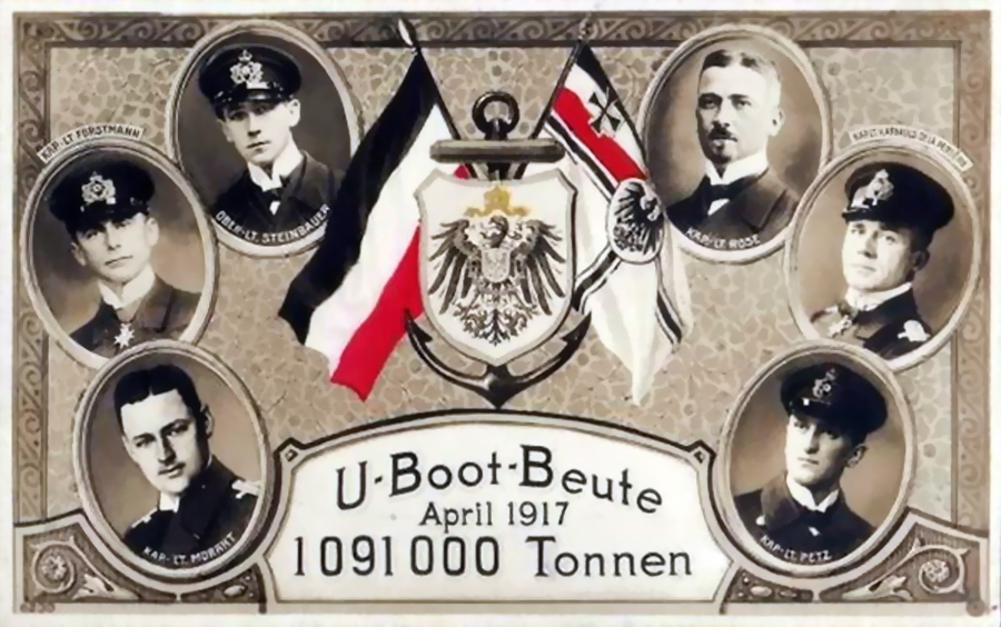 ​Почтовая открытка с лицами шести командиров подводных лодок, которые уже к апрелю 1917 года суммарно набрали более миллиона тонн потопленного тоннажа. Слева направо, снизу вверх: капитан-лейтенант Роберт Морахт (Robert Moraht, 147 869 брт), капитан-лейтенант Вальтер Форстманн (Walter Forstmann, 391 607 брт), обер-лейтенант цур зее Вольфганг Штайнбауэр (183 871 брт), капитан-лейтенант Ганс Розе (Hans Rose, 221 942 брт), капитан-лейтенант Лотар фон Арно де ла Перьер (Lothar von Arnauld de la Perière, 455 869 брт), капитан-лейтенант Вилли Петц (Willy Petz, 20 225 брт). Приведены официальные итоговые счета подводных асов - Лис в курятнике | Военно-исторический портал Warspot.ru