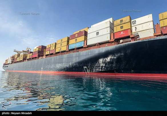 КСИР сообщил о захвате двух огромных контейнеровозов в Ормузском проливе (ФОТО) | Русская весна