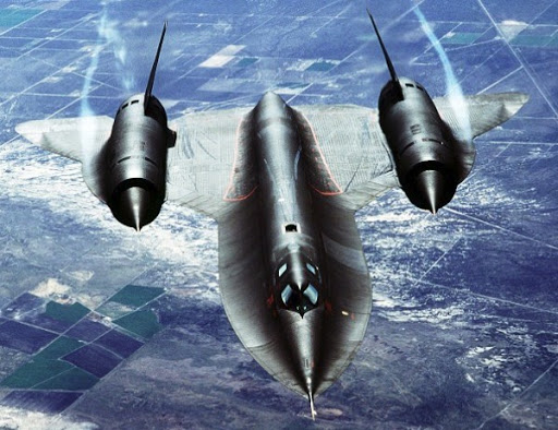 Как США обманули СССР ради строительства самолетов Lockheed SR-71